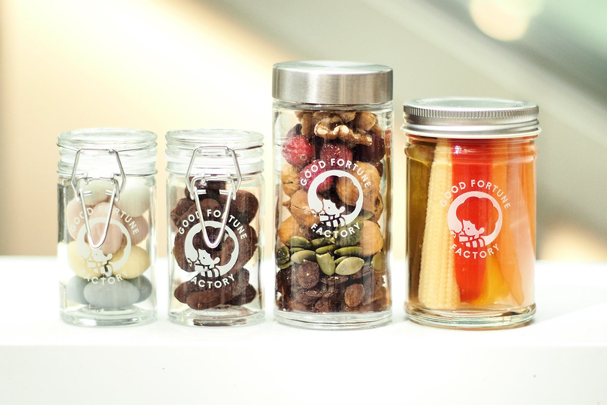 tegusu食品VI形象設(shè)計(jì)，標(biāo)志設(shè)計(jì)，食品vi設(shè)計(jì)，包裝設(shè)計(jì)，深圳vi設(shè)計(jì)，左右格局