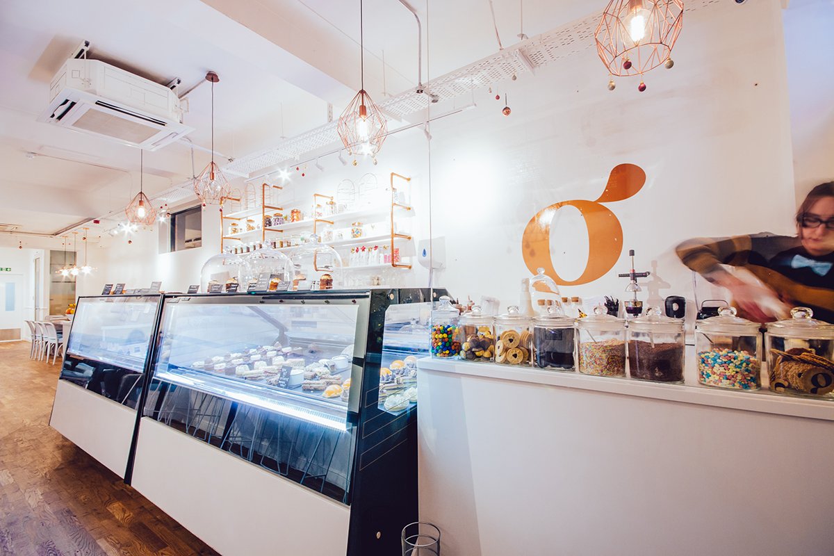 品牌設(shè)計(jì)、VI設(shè)計(jì)、標(biāo)志設(shè)計(jì)、名片設(shè)計(jì)、包裝設(shè)計(jì)、菜單設(shè)計(jì)、品牌形象設(shè)計(jì)、餐飲品牌設(shè)計(jì)