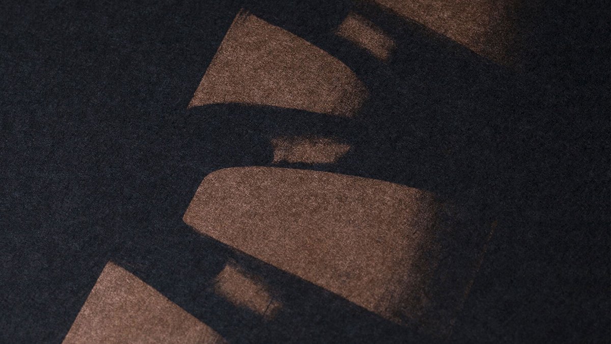 國(guó)外藝術(shù)古董品牌vi設(shè)計(jì)和產(chǎn)品手冊(cè)設(shè)計(jì)欣賞，vi設(shè)計(jì)，品牌vi設(shè)計(jì)，藝術(shù)品牌vi設(shè)計(jì)，產(chǎn)品手冊(cè)設(shè)計(jì)，深圳vi設(shè)計(jì)，左右格局