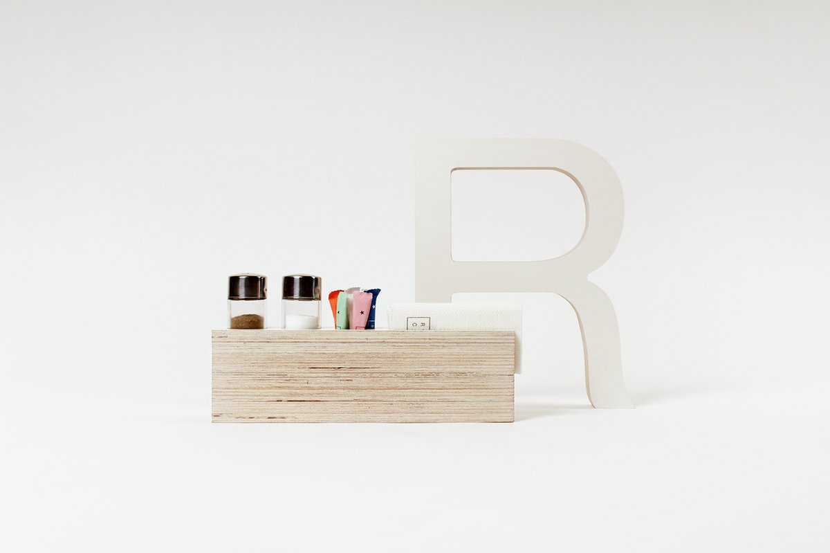 餐飲品牌包裝設計，企業(yè)包裝設計，深圳包裝設計，左右格局