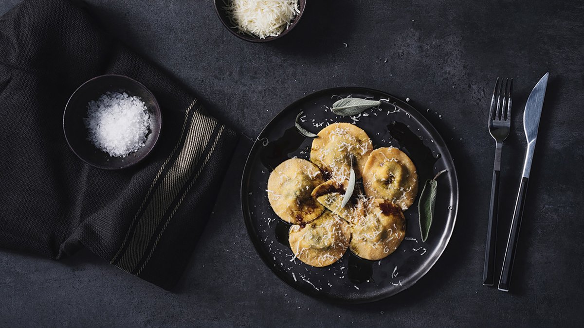 （餐飲）OLGA南瓜籽油品牌包裝vi設(shè)計(jì)欣賞，vi設(shè)計(jì)，包裝vi設(shè)計(jì)，餐飲品牌vi設(shè)計(jì)，餐飲vi設(shè)計(jì)，品牌包裝vi設(shè)計(jì)，品牌vi設(shè)計(jì)，vi品牌策劃，深圳vi設(shè)計(jì)，左右格局