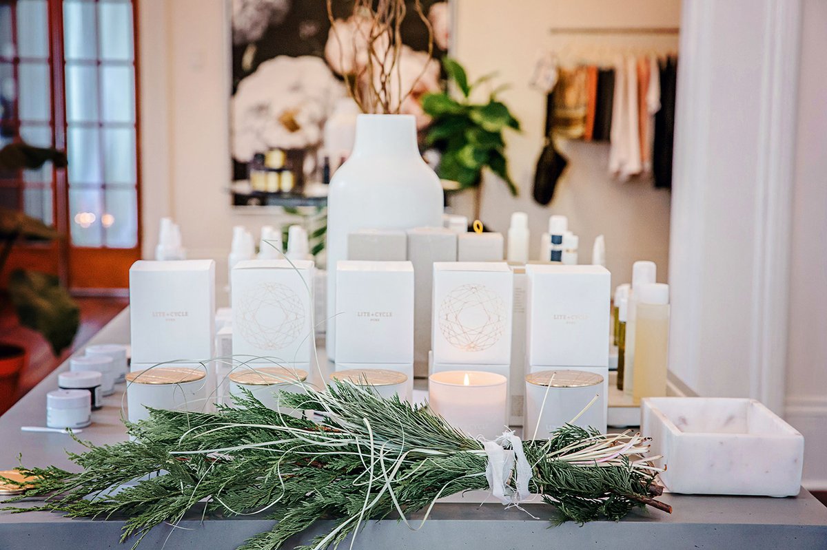 護膚品 Folio + Flores 品牌vi設計&mdash;標識設計的戰(zhàn)略性意義，vi設計，標識設計，化妝品品牌vi設計，企業(yè)vi設計，品牌vi設計，化妝品vi設計，vi品牌策劃，深圳vi設計，左右格局