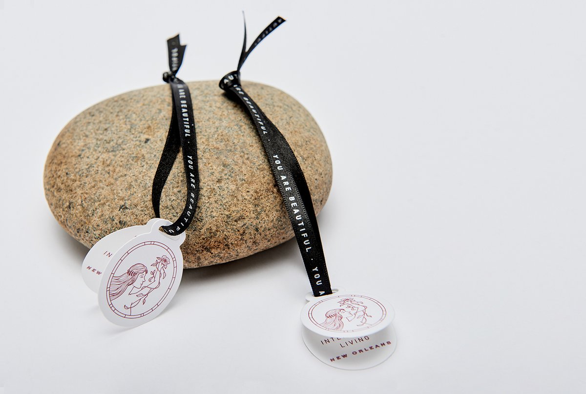 護膚品 Folio + Flores 品牌vi設計&mdash;標識設計的戰(zhàn)略性意義，vi設計，標識設計，化妝品品牌vi設計，企業(yè)vi設計，品牌vi設計，化妝品vi設計，vi品牌策劃，深圳vi設計，左右格局