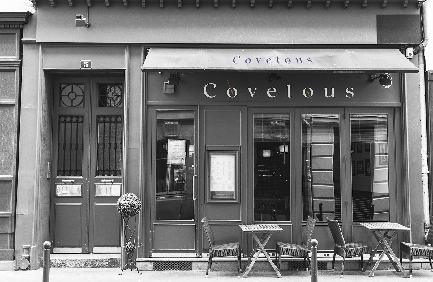 越南風(fēng)味餐廳商店品牌vi設(shè)計和標(biāo)識設(shè)計，餐飲品牌vi設(shè)計，餐飲品牌策劃，深圳vi設(shè)計，左右格局