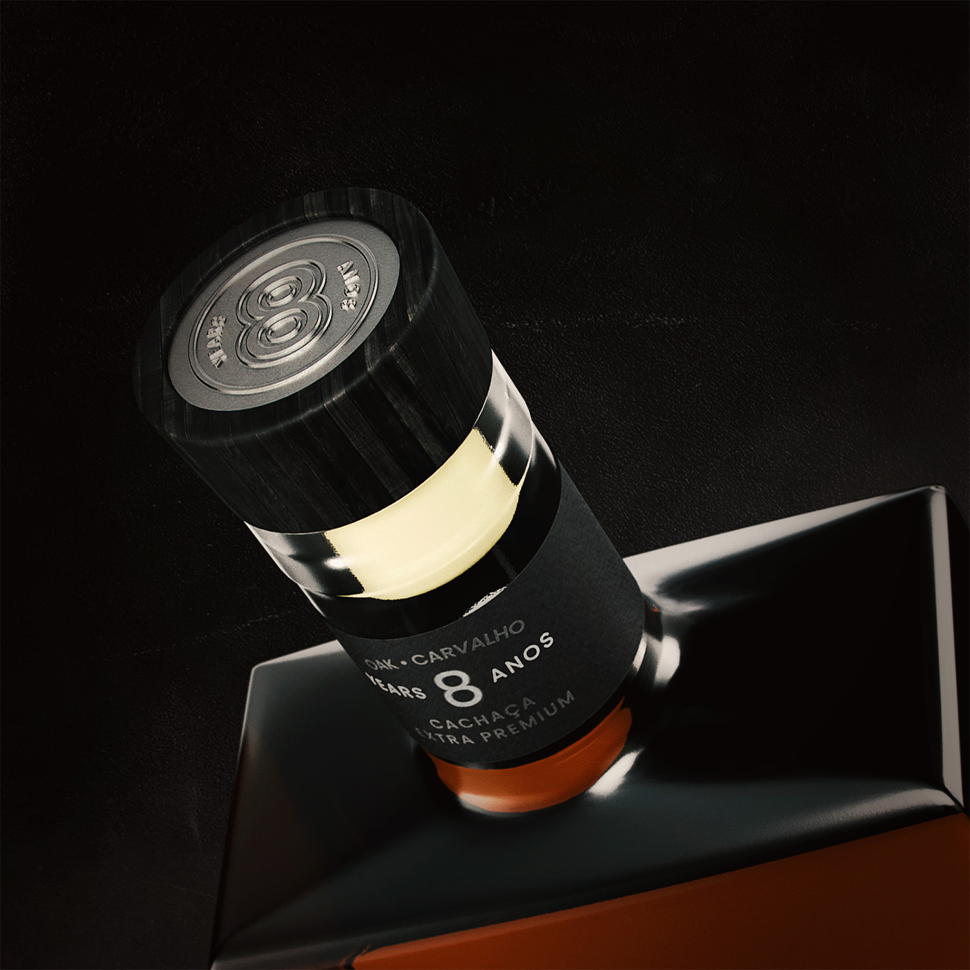 卡查卡塞普爾圖拉的包裝實現(xiàn)了金屬風格的外觀